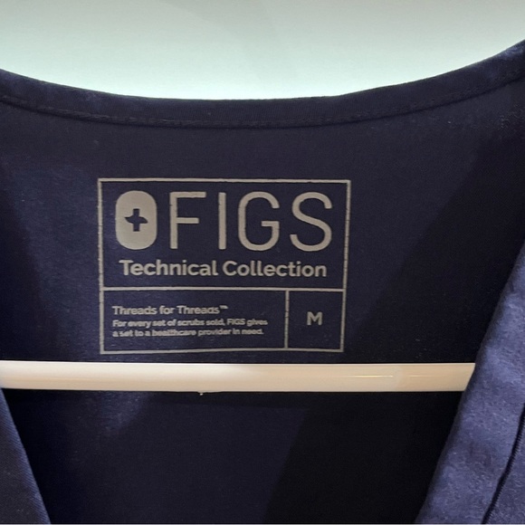 Figs Navy scrub top - Picture 2 of 3